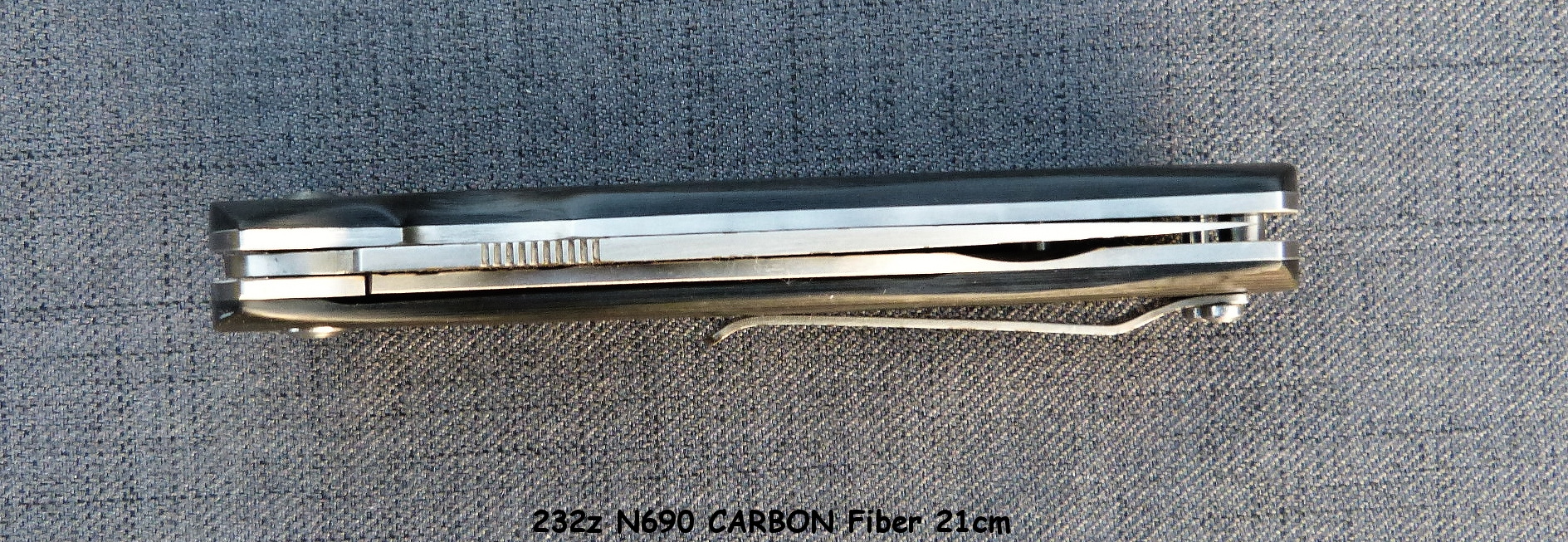 232z-n690-carbon-fiber-21cm-02 232z-n690-carbon-fiber-21cm-02